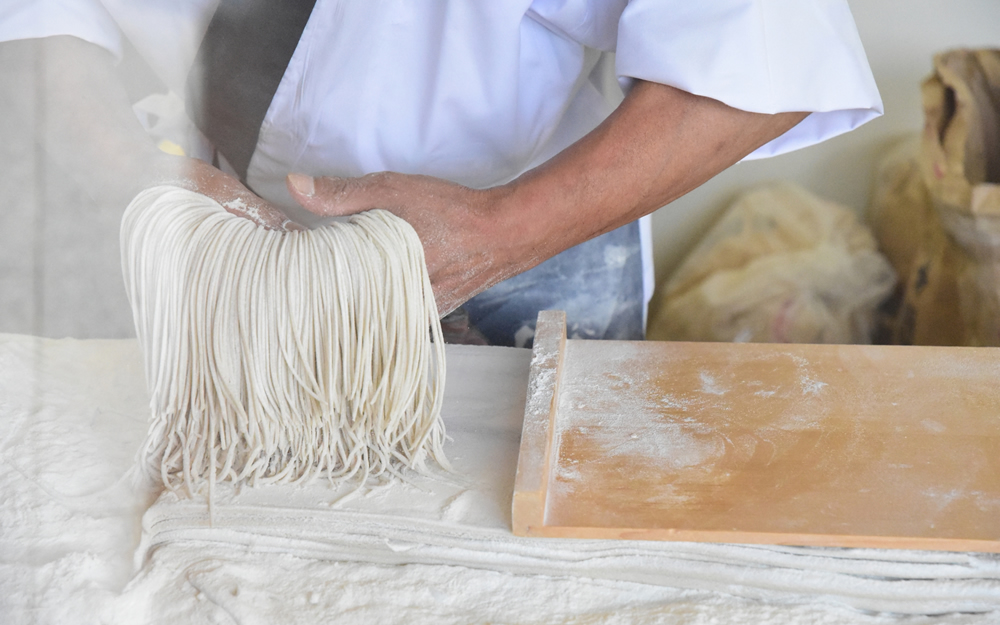 香り、食感、粘り、蕎麦の性質を分析し製造 - 「そば粉」